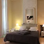 Royal Hotel