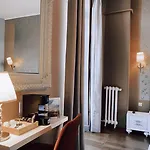 Royal Hotel 3*